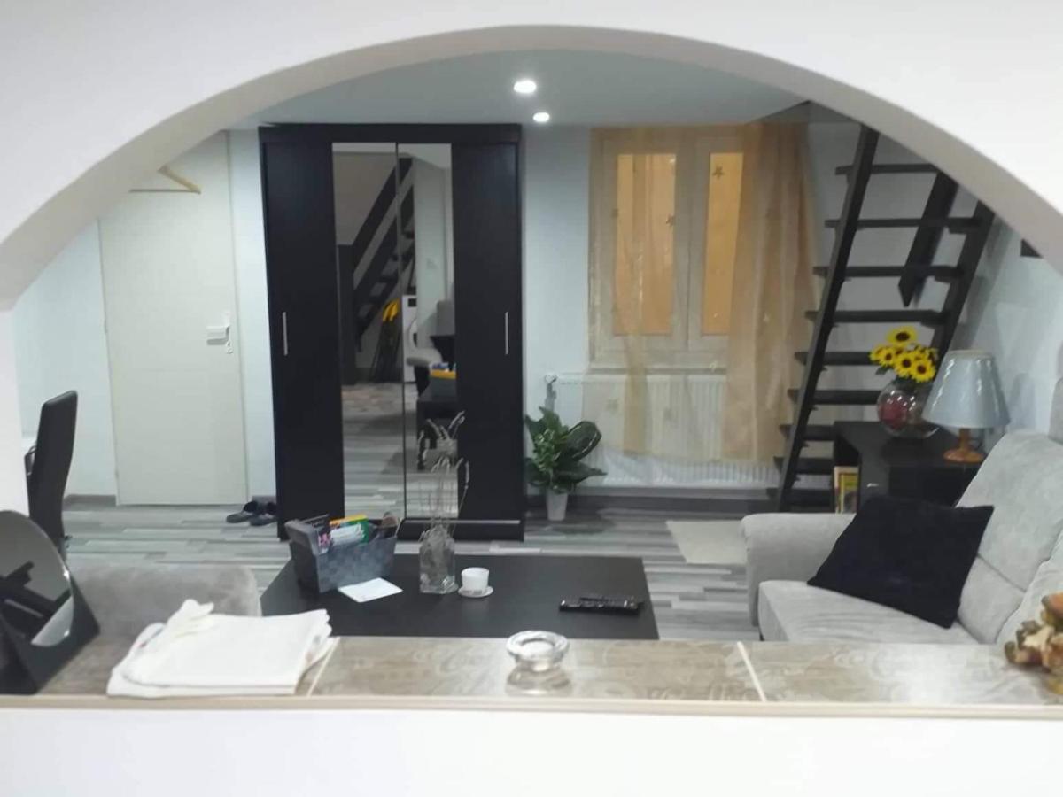 Little-Oasis Apartment Βουδαπέστη Εξωτερικό φωτογραφία